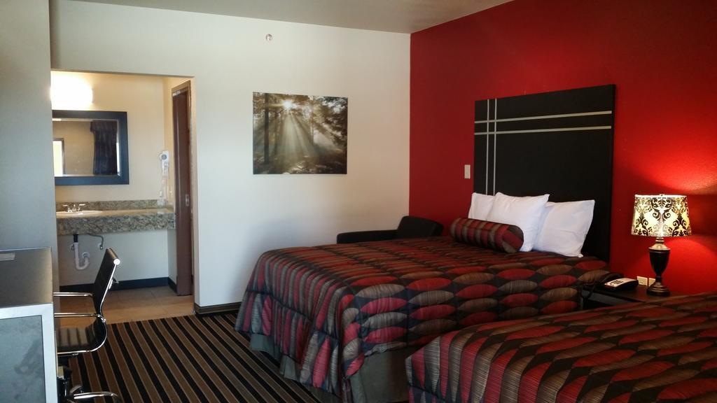 Texan Inn And Suites Tilden Экстерьер фото